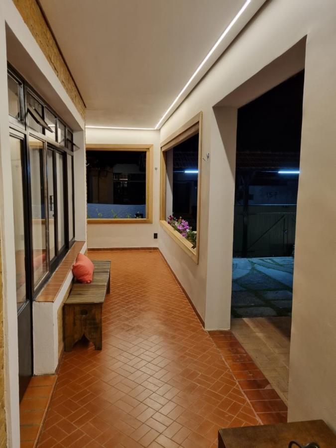 Casa Dom Quixote, Pequena Chacara No Centro Da Cidade Villa Atibaia Eksteriør bilde